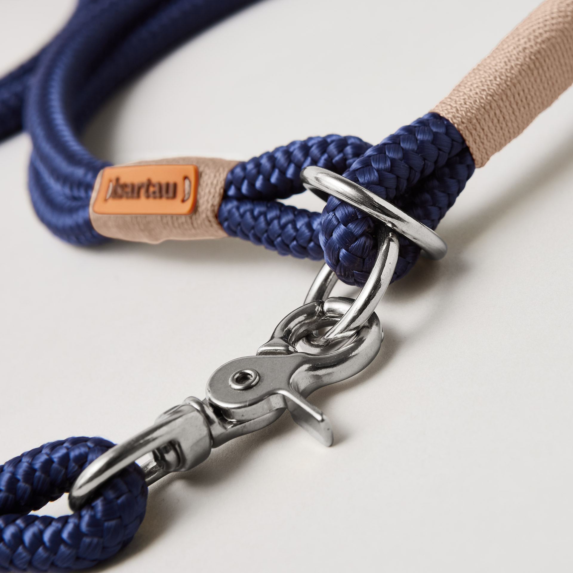 Dunkelblaues Halsband Zugstopp mit Tauleine Indigo Sea Beige, Edelstahl Ringe und Karabiner