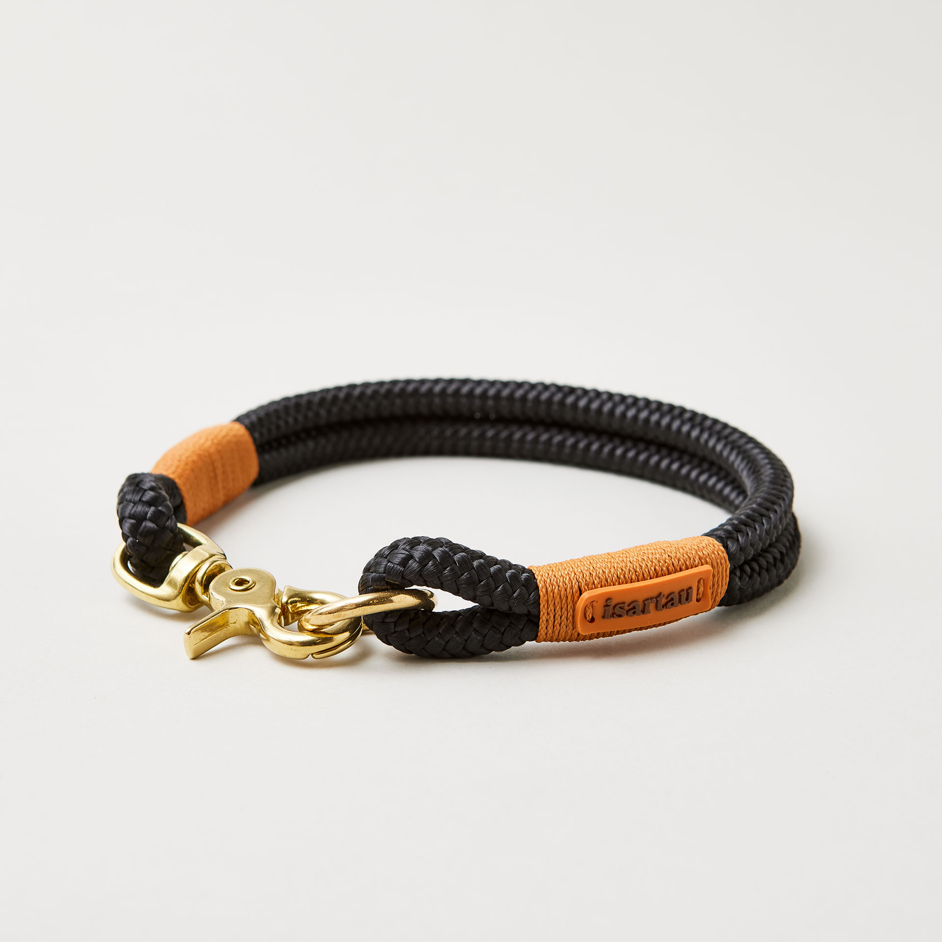 Hundehalsband aus Tau Black Mamba Rost Orange 10 mm mit Messing-Beschlägen, schwarzes Tau mit rost-oranger Takelung