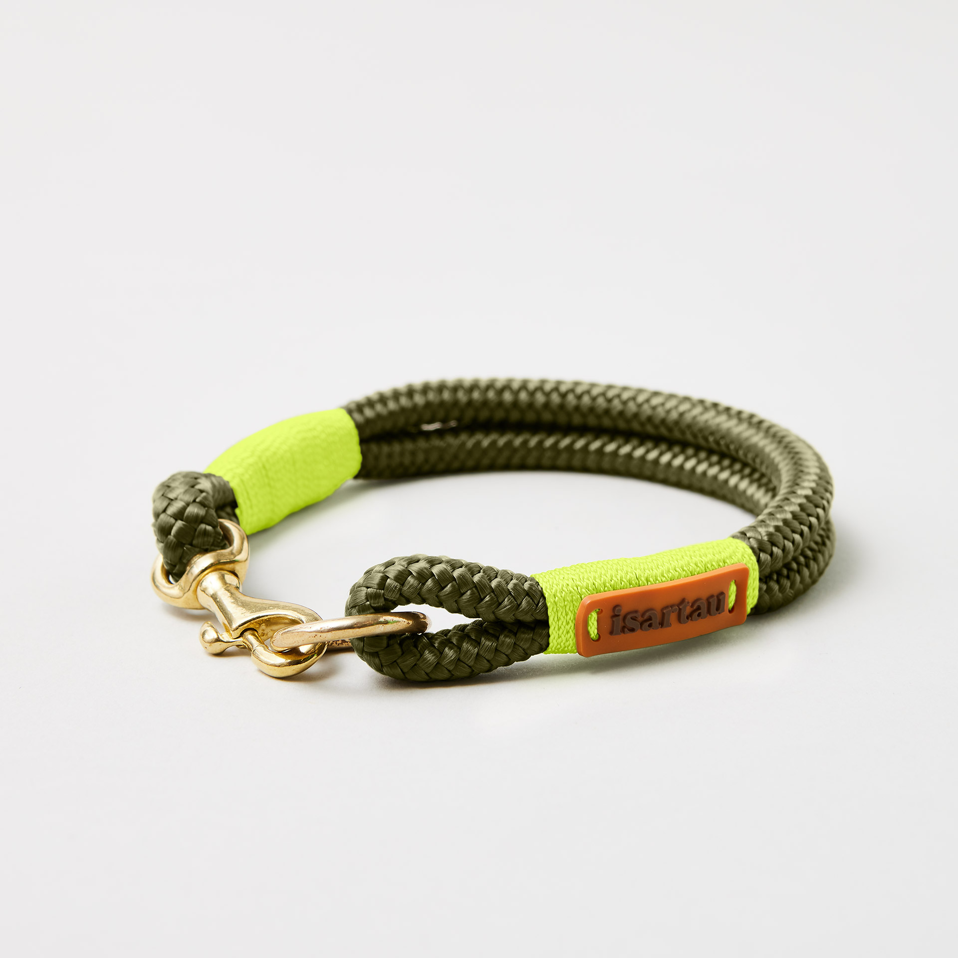 Tauhalsband Feste Halsung Olive Grove Neongelb 8 mm, Messing-Beschläge, olivfarbenes Softtau mit neongelber Takelung
