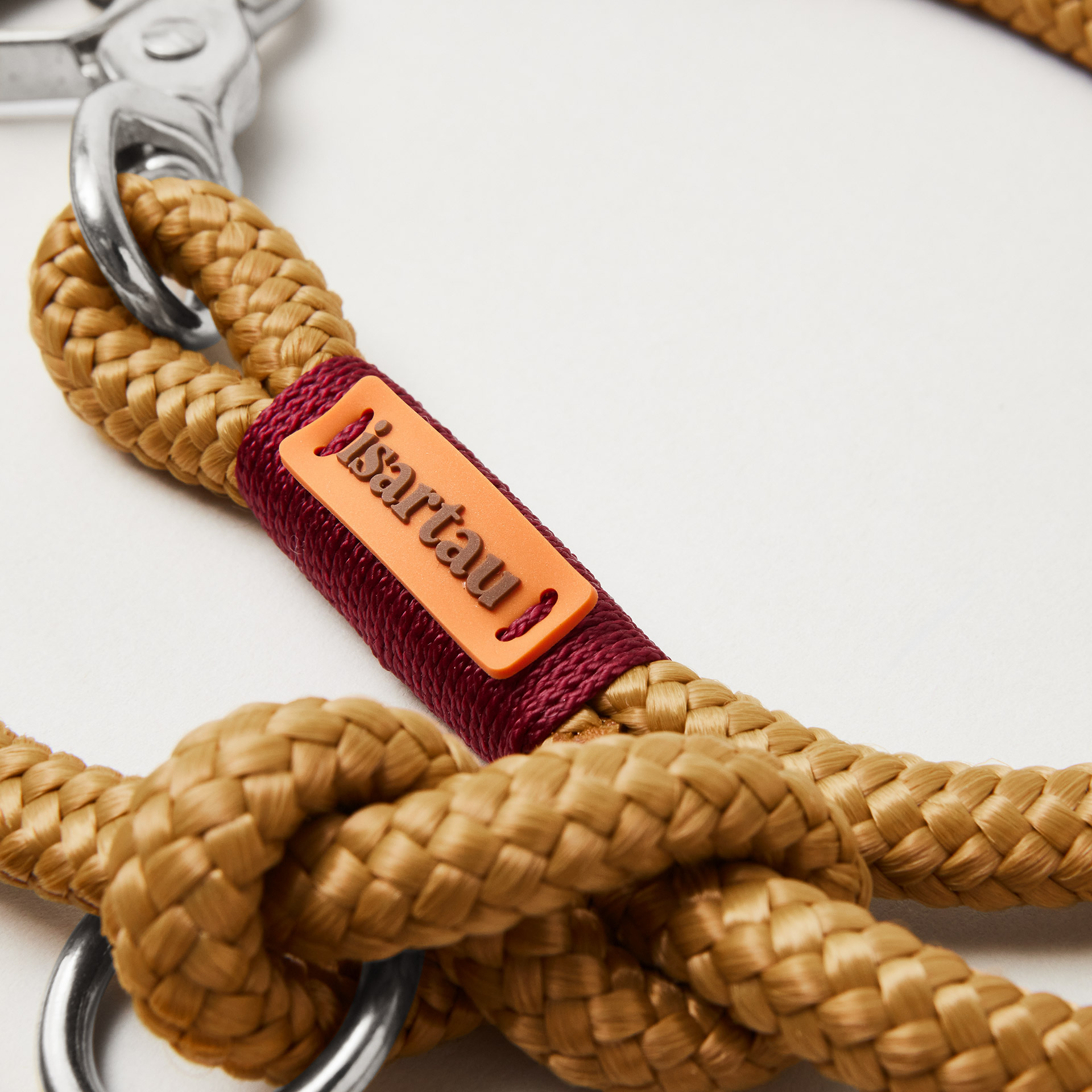 Detail Tauleine Sweet Toffee Burgunder, isartau  Logo