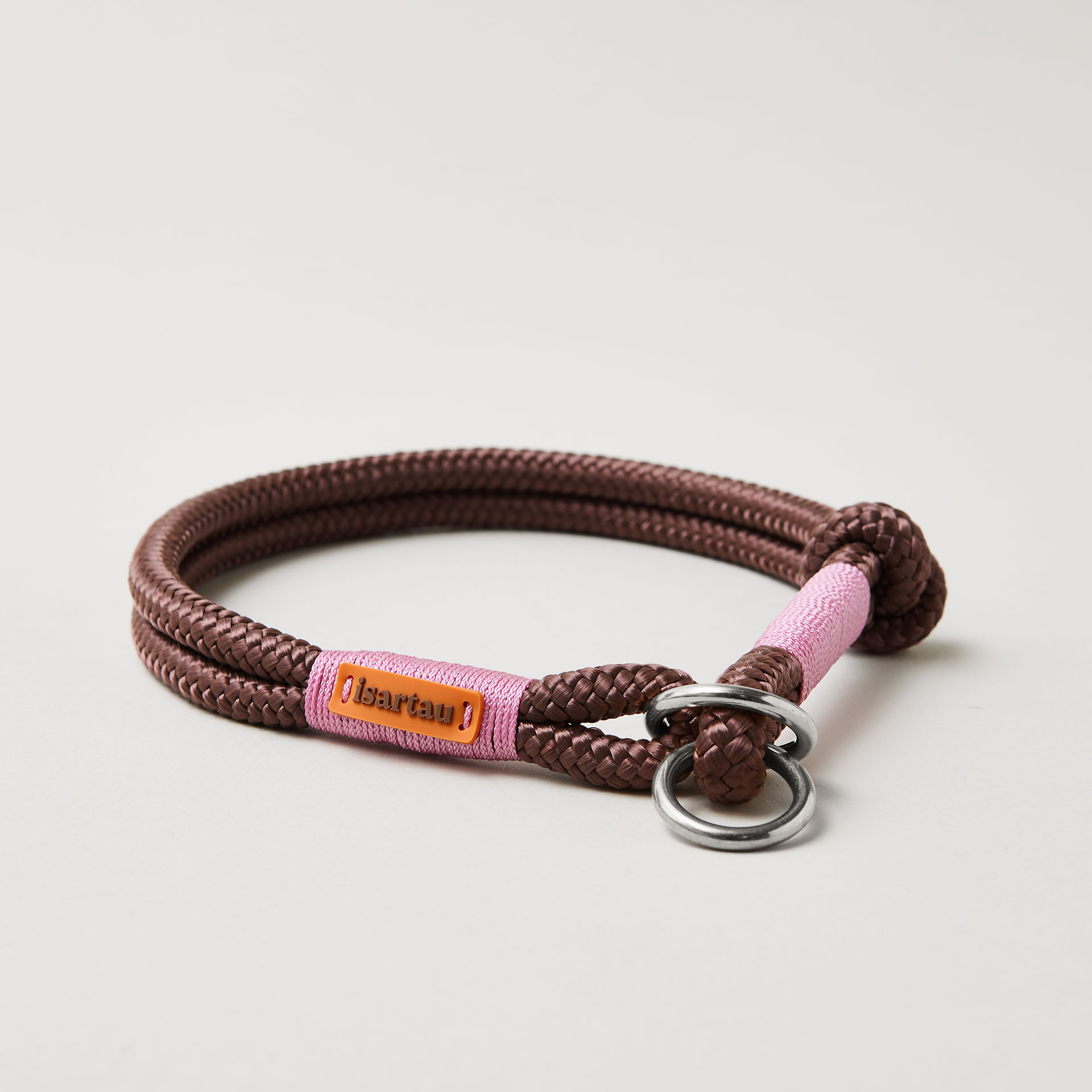 Tauhalsband Zugstopp Classy Chestnut Rose 8 und 10 mm mit silberfarbenen Beschlägen, braunes Tau mit rosa Takelung