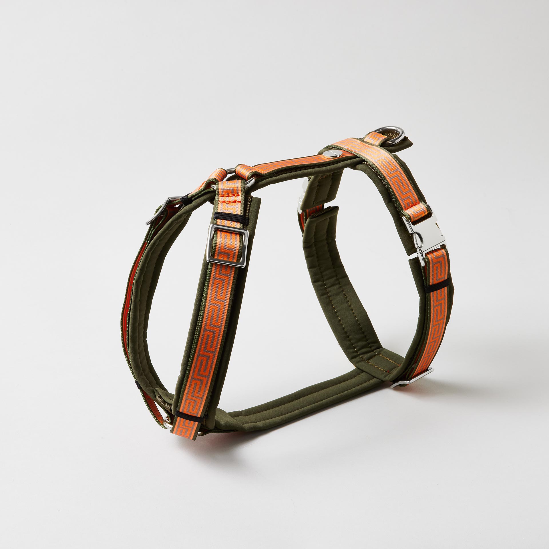 Gepolstertes Y-Hundegeschirr Wellenbrecher mit Mäander Motiv in Orange Oliv mit verstellbaren Schiebern und silberfarbenen Steckschließen