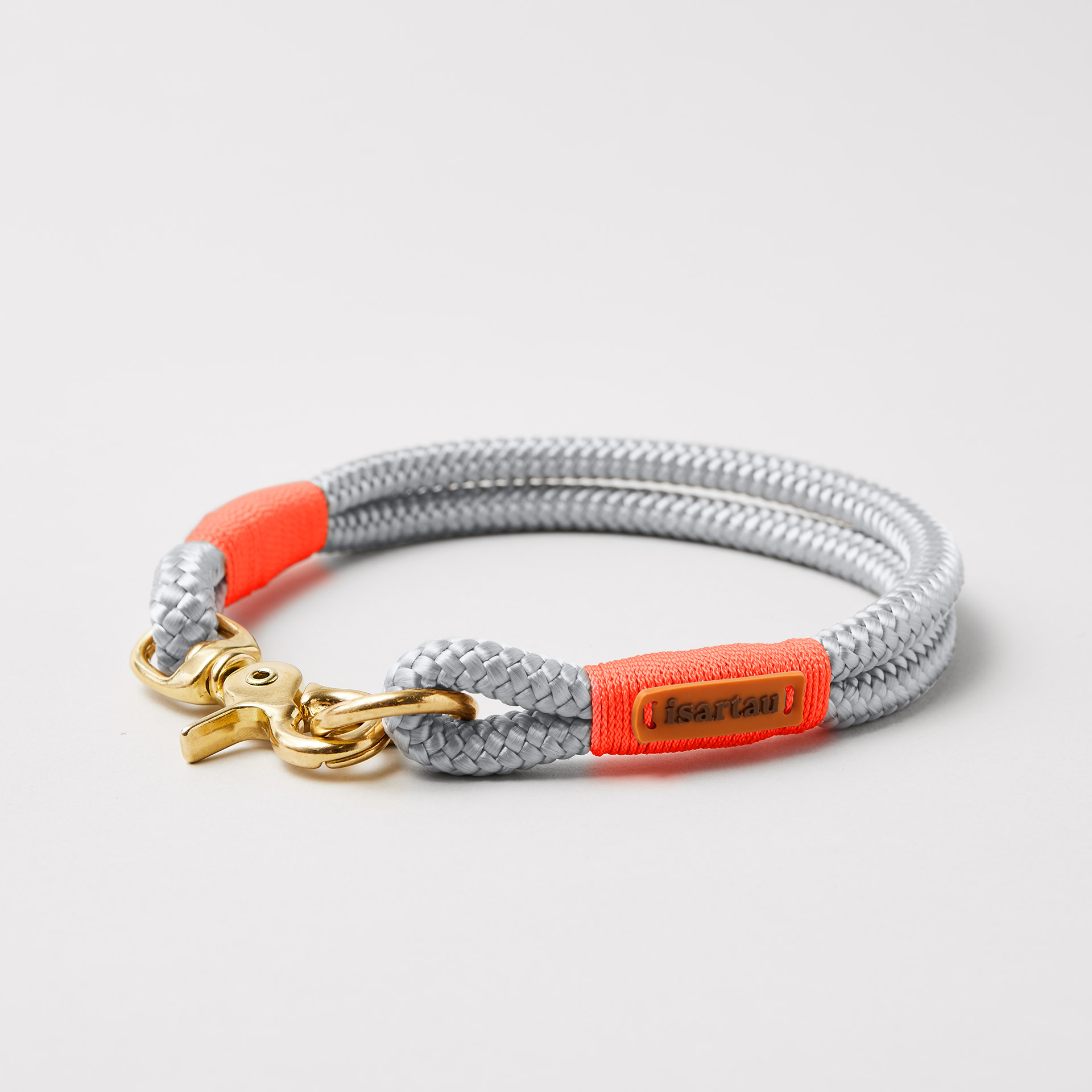Hundehalsband Pebble Stone Neonorange 10 mm mit Messing-Beschlägen, hellgraues Tau mit neonoranger Takelung