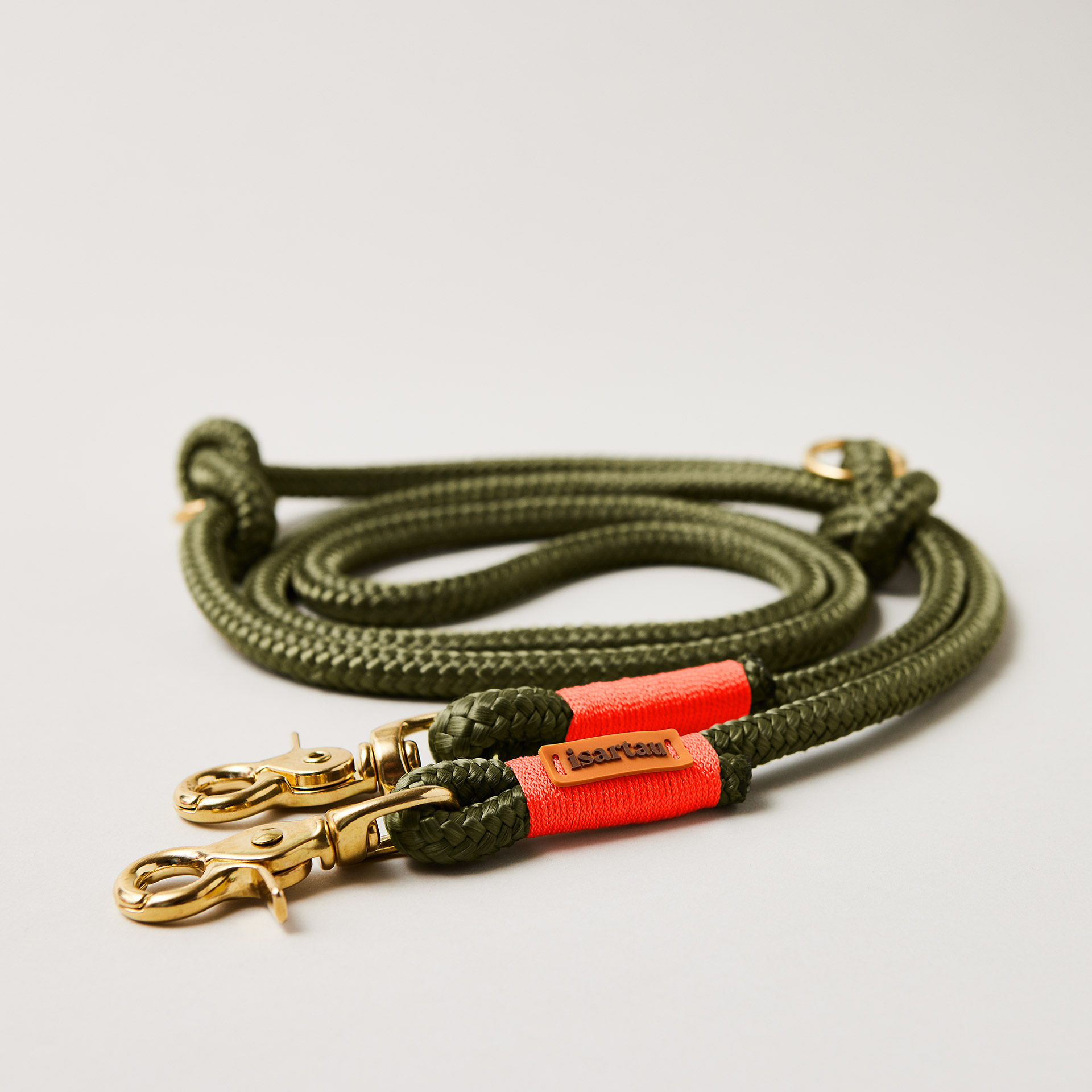 Hundeleine aus Tau Olive Grove Neonorange 10 mm verstellbar mit Messing-Karabinern, olivfarbenes Softtau mit neonoranger Takelung, Längenverstellbar