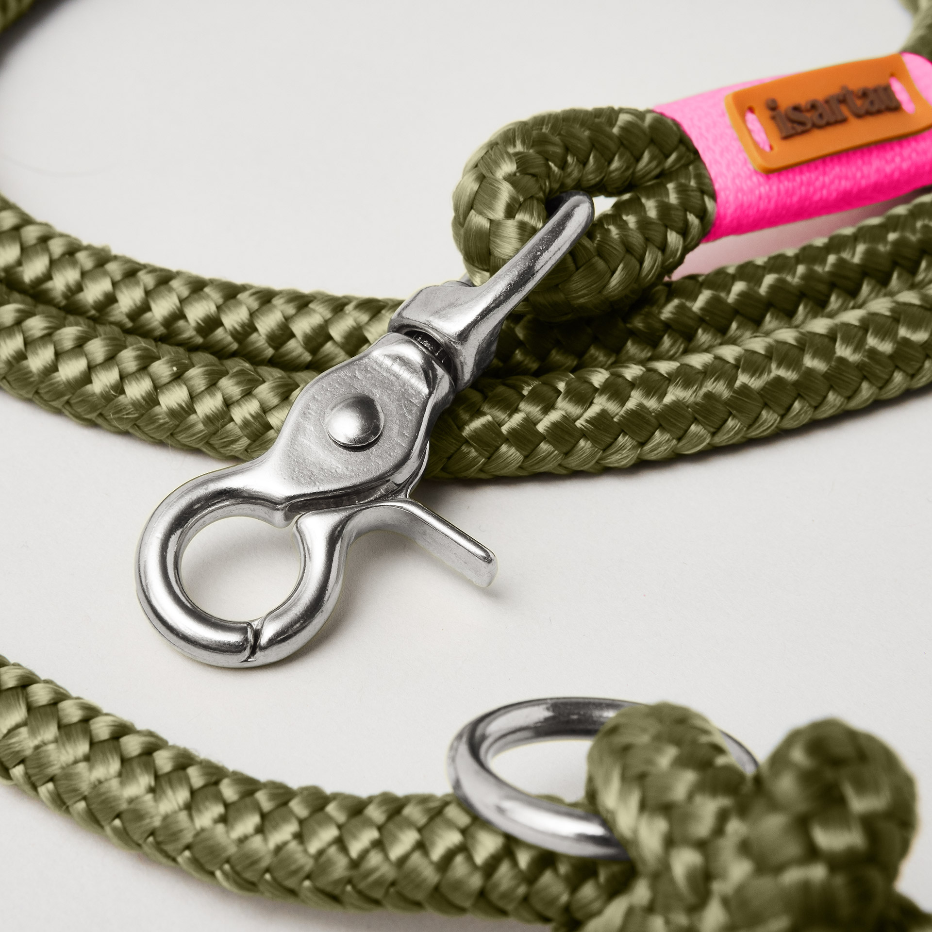 silberfarbener Scherenkarabiner  an Softtau 10mm, Olive Grove Neonpink