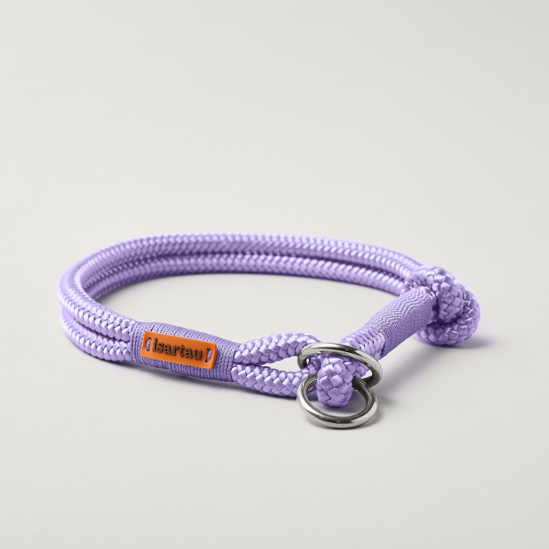 Tauhalsband Zugstopp Very Peri Lavendel 8 und 10 mm mit silberfarbenen Beschlägen, Ton in Ton in Lavendel