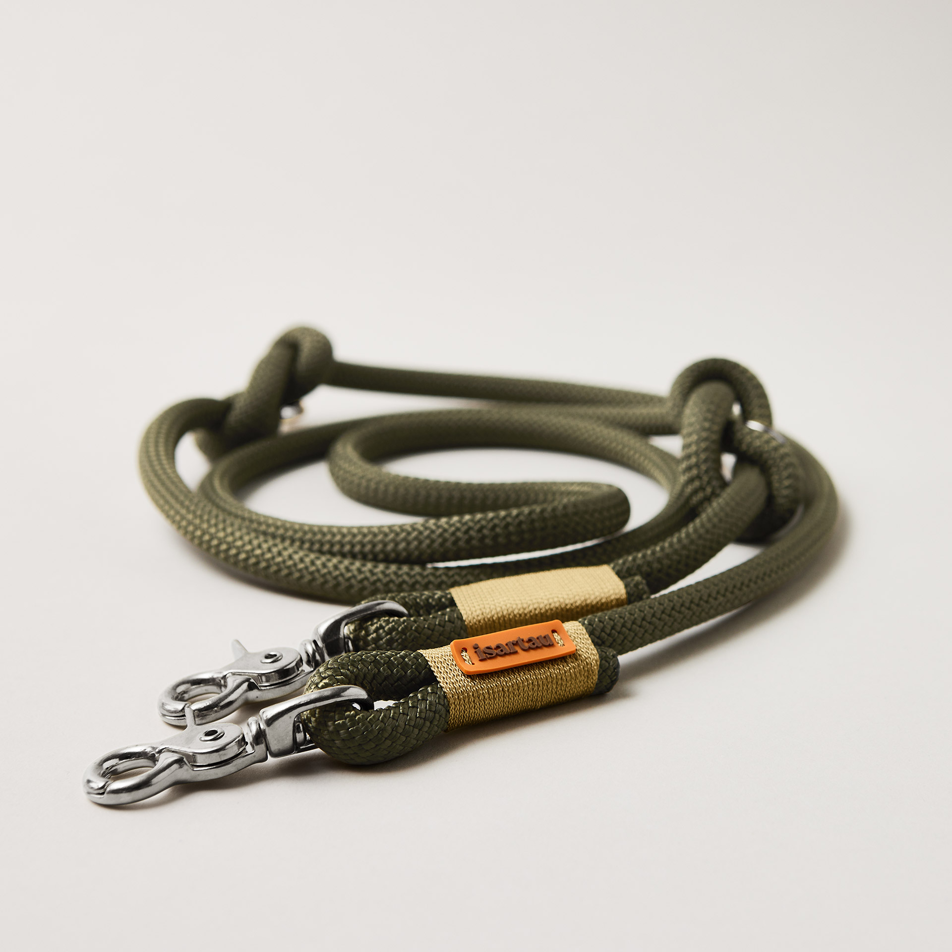 Hundeleine Olive Grove Gold 10 mm verstellbar mit silberfarbenen Scherenkarabinern, olivgrünes Kletterseil mit goldfarbener Takelung, Längenverstellbar