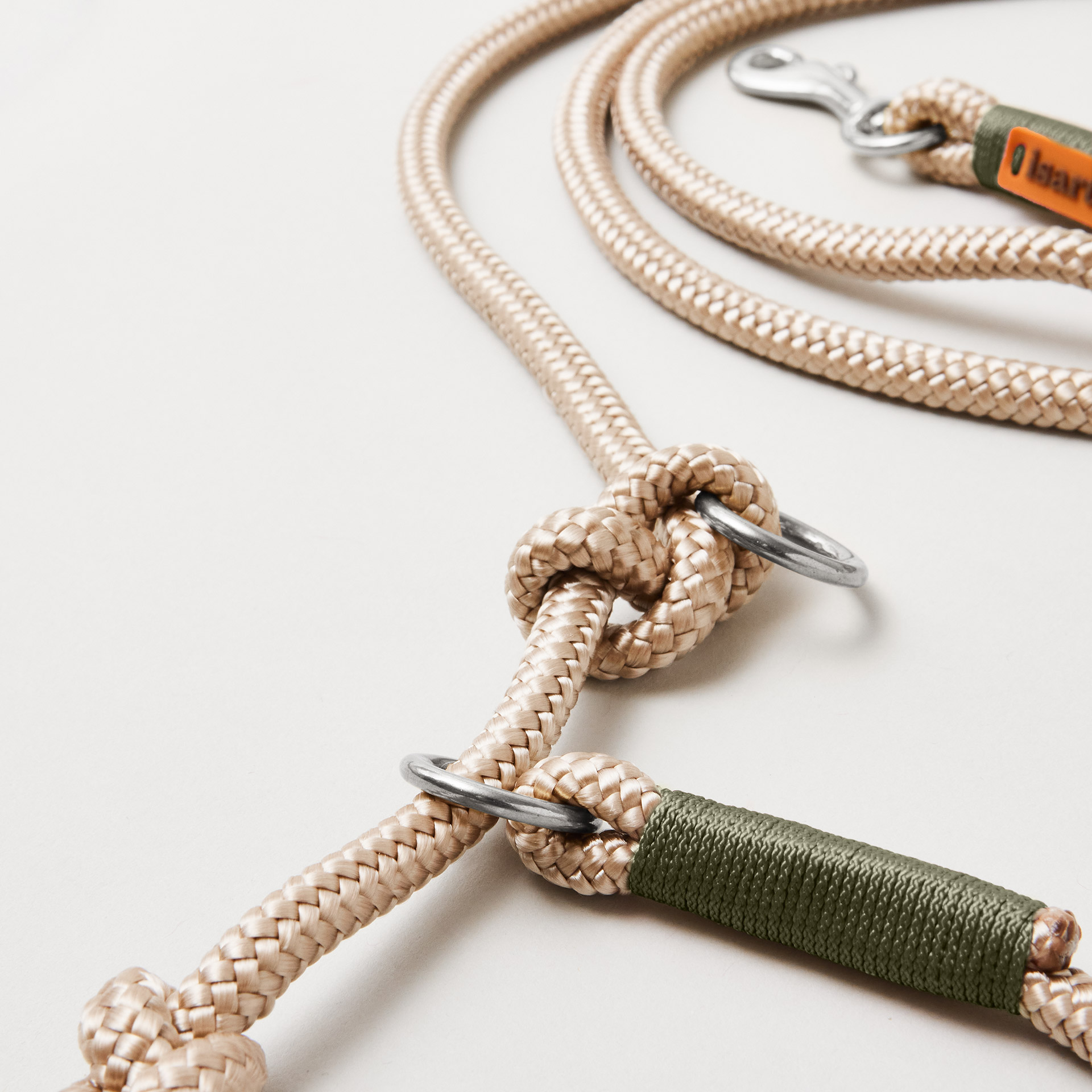 Detail Retrieverleine Wood Owl Oliv mit verstellbaren Knoten für Hals- und Kopfumfang, silberne Karabiner