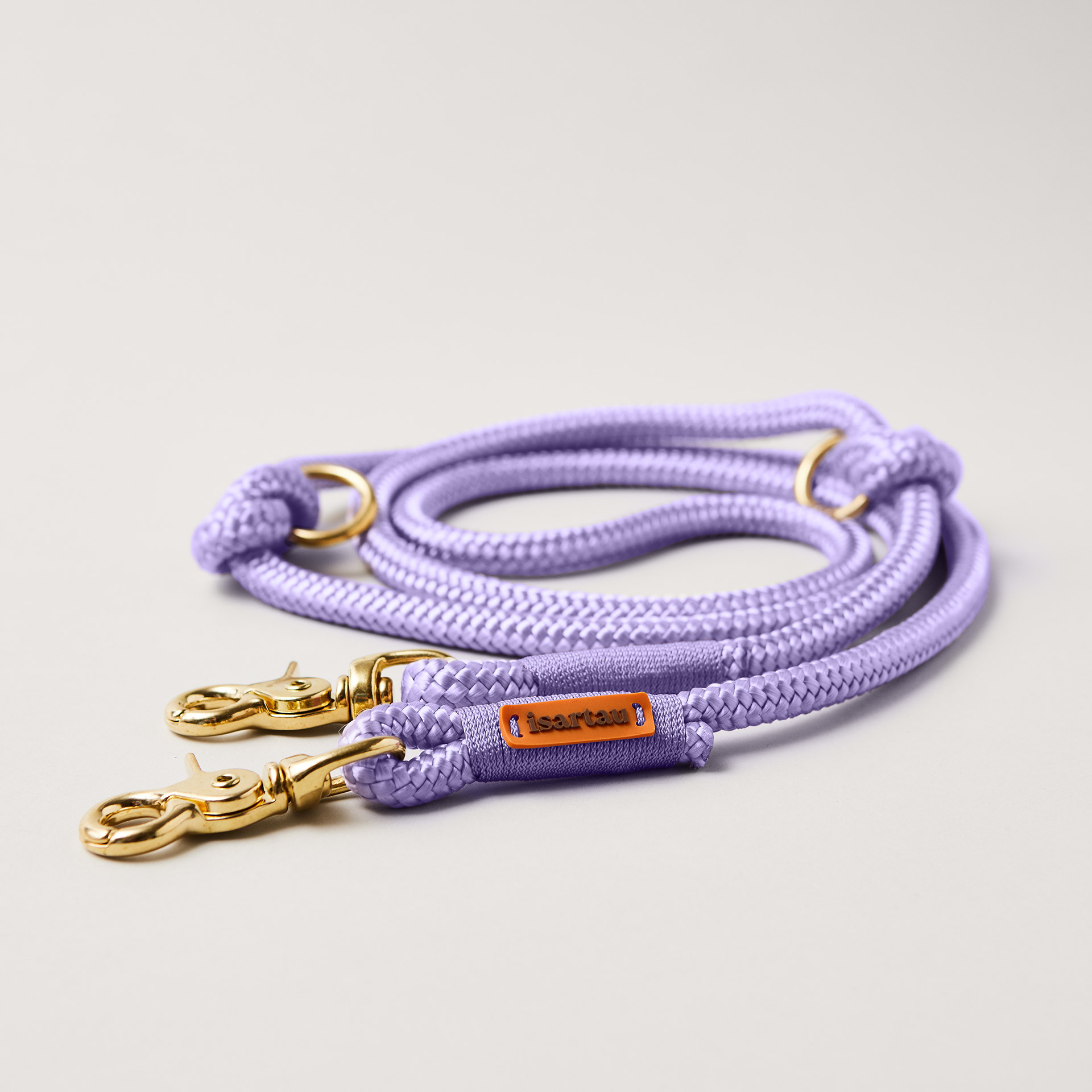 Hundeleine aus Tau Very Peri Lavendel 10 mm verstellbar mit Messing-Karabinern, lavendelfarbenes Tau und Takel, Längenverstellbar