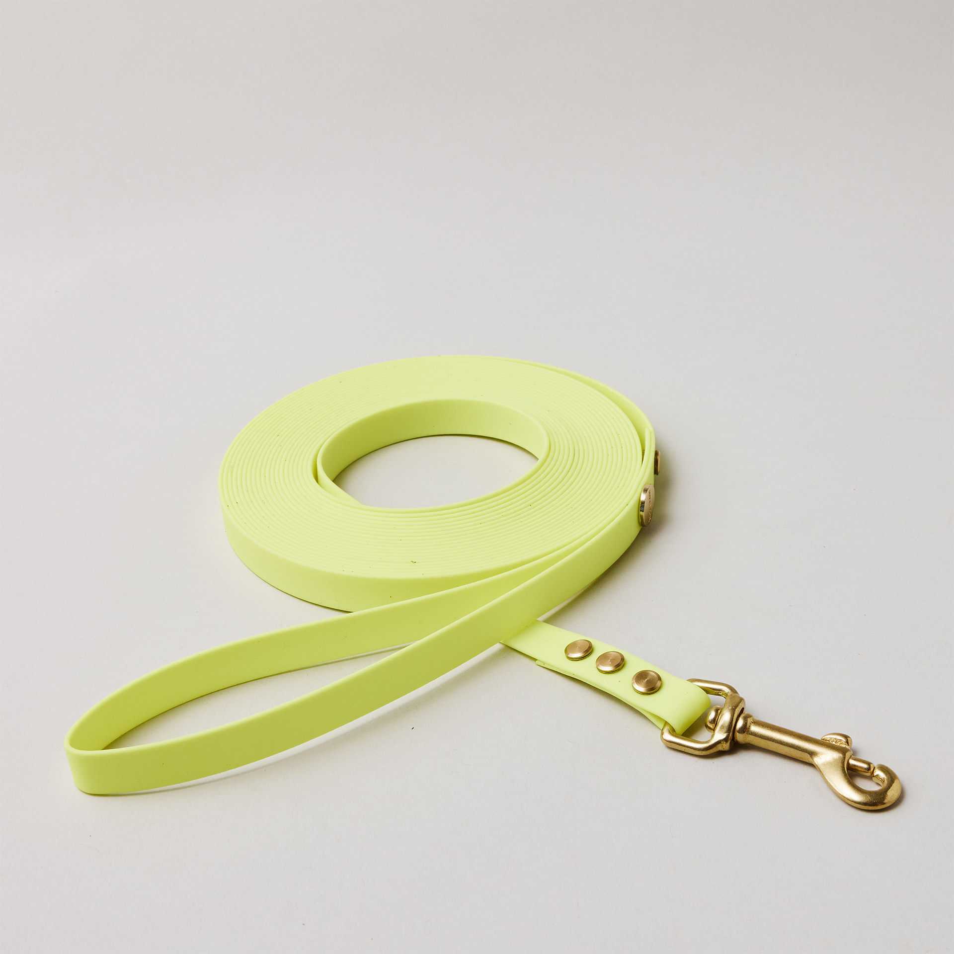 Schleppleine mit Handschlaufe Neongelb, Bolzenkarabiner aus Messing