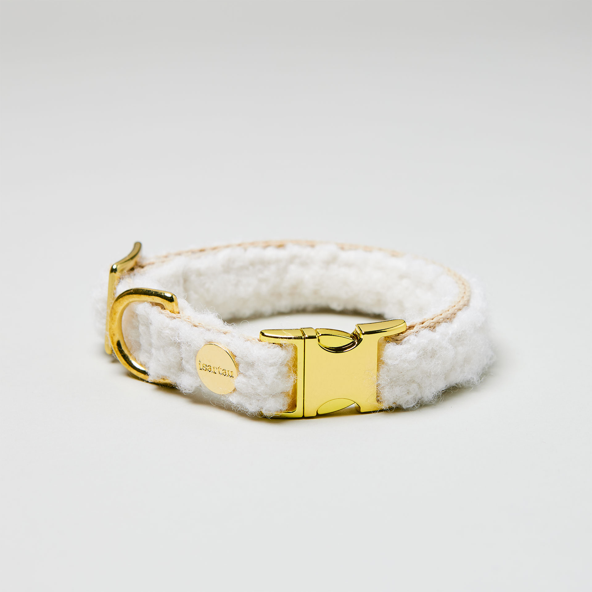 Verstellbares Welpen Halsband Wooly goldfarbene Schließe, weißer Bouclé Stoff auf beigem Gurtband