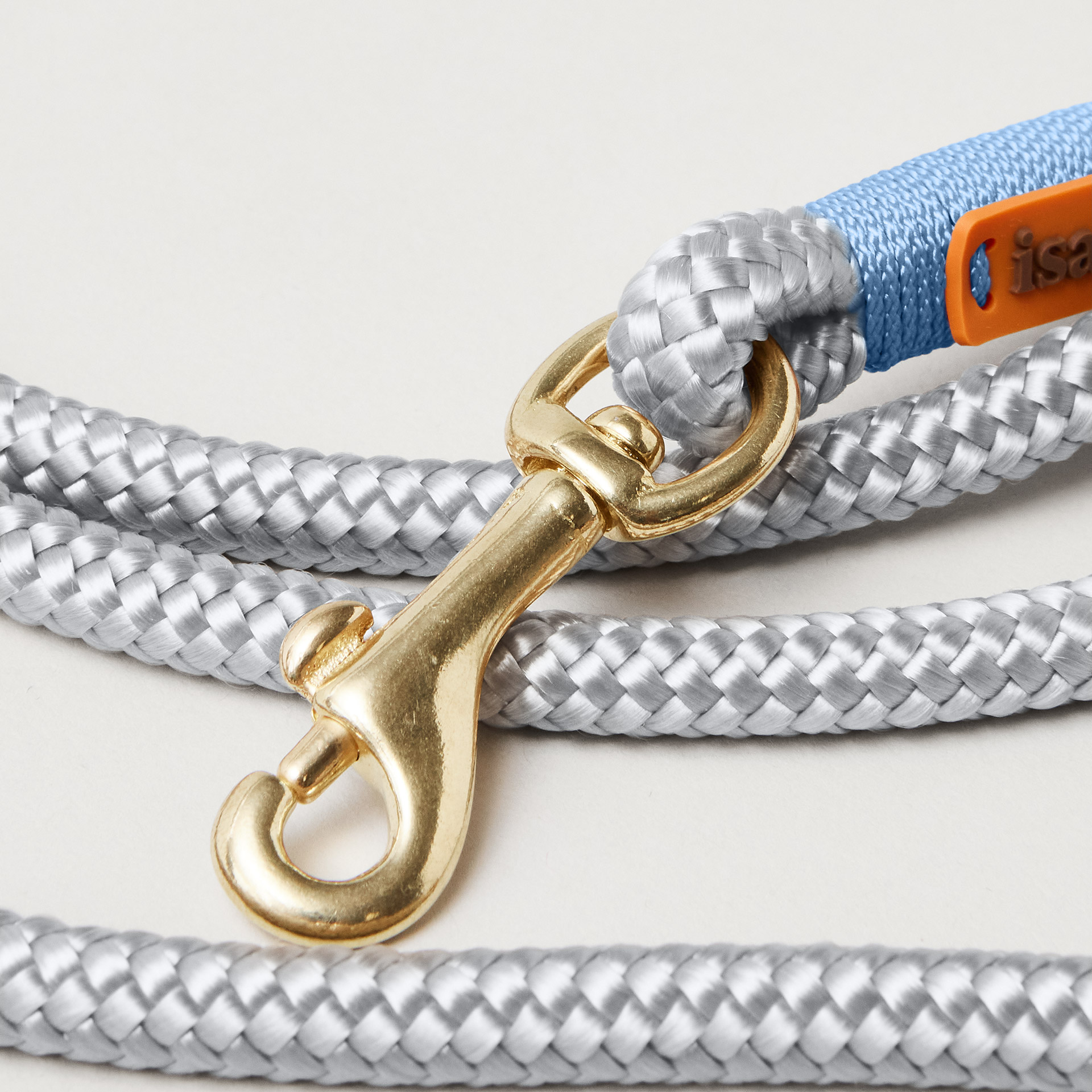 Detail Tauleine Pebble Stone Hellblau, leichter Messing Bolzen-Karabiner