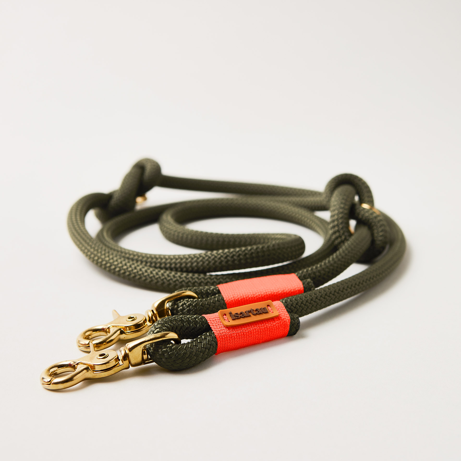 Hundeleine aus Tau Olive Grove Neonorange 10 mm verstellbar mit Messing-Scherenkarabinern, olives Kletterseil mit neonoranger Takelung, Längenverstellbar