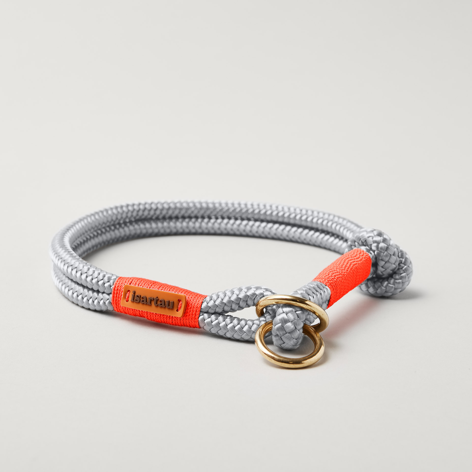 Tauhalsband Zugstopp Pebble Stone Neonorange 8 und 10 mm mit Messing-Beschlägen, hellgraues Tau mit neonoranger Takelung