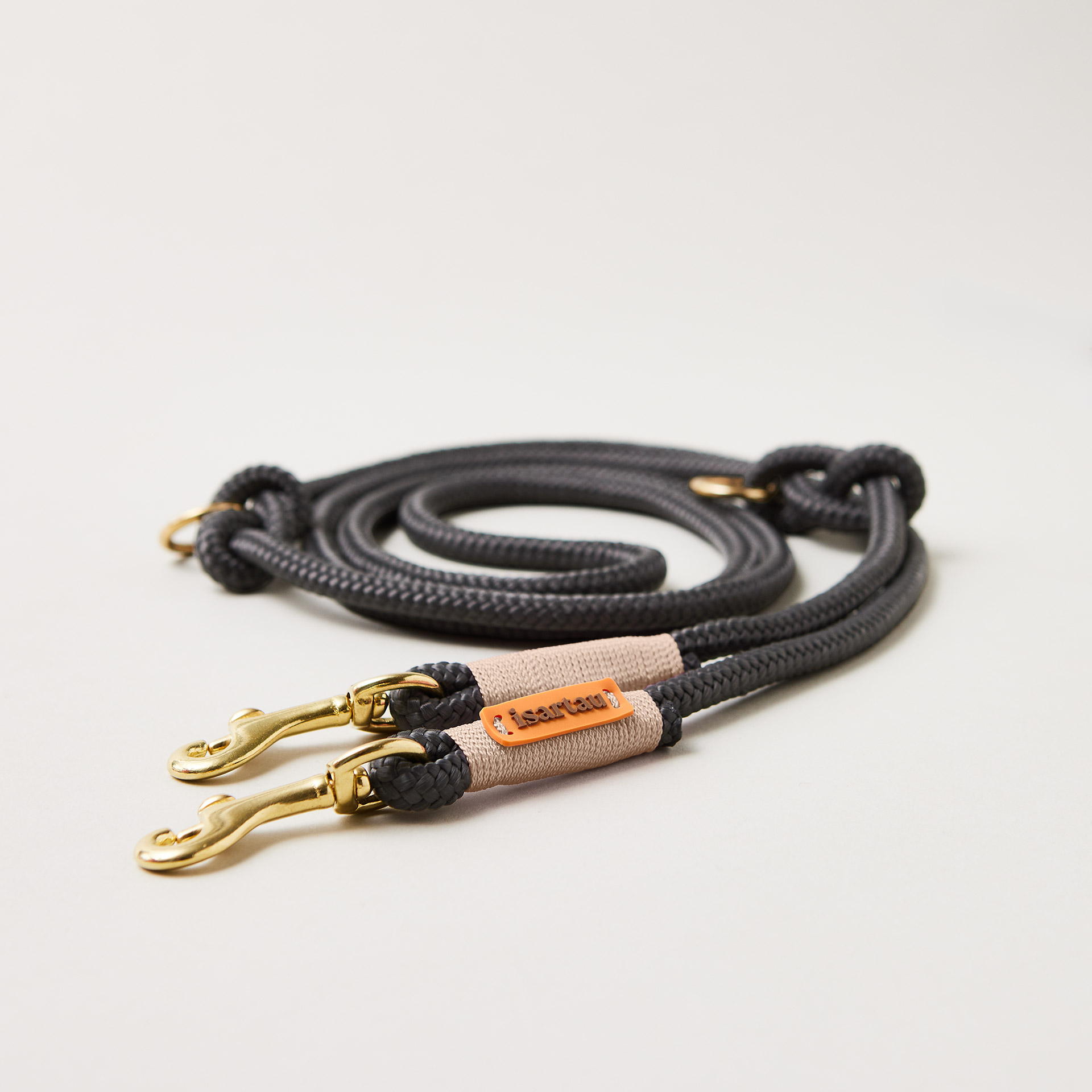 Tauleine Heavens Rock 8 mm verstellbar mit leichten Messing-Karabinern, dunkelgraues Tau mit beiger Takelung, Längenverstellbar