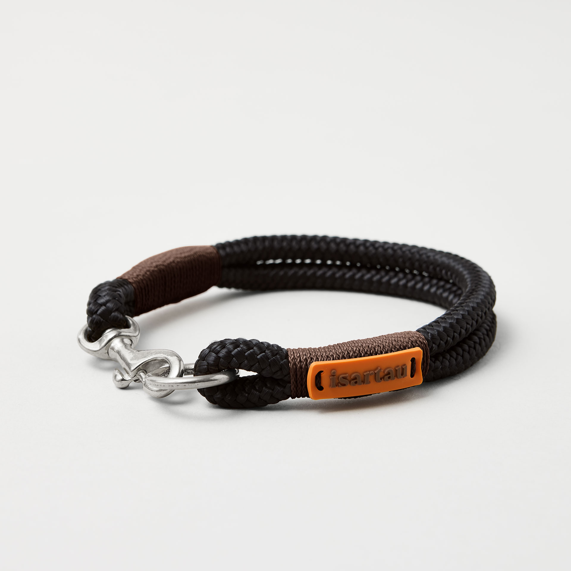 Tauhalsband Feste Halsung Black Mamba Dunkelbraun 8 mm, silberfarbene Beschläge, schwarzes Tau mit dunkelbrauner Takelung