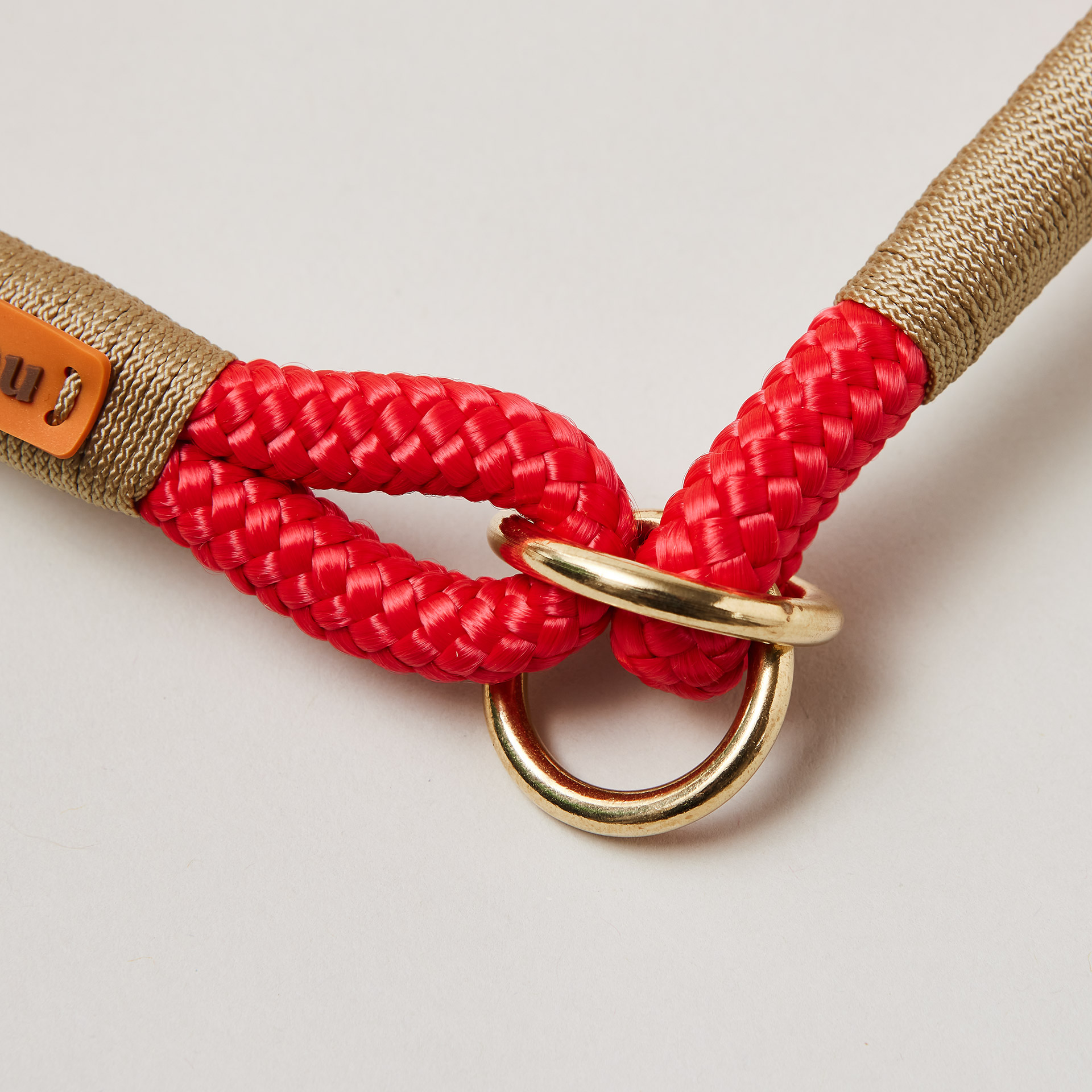 Detail Tauset Red Fairy GOLD mit Messing-Beschlägen, rotes Tau mit goldener Takelung