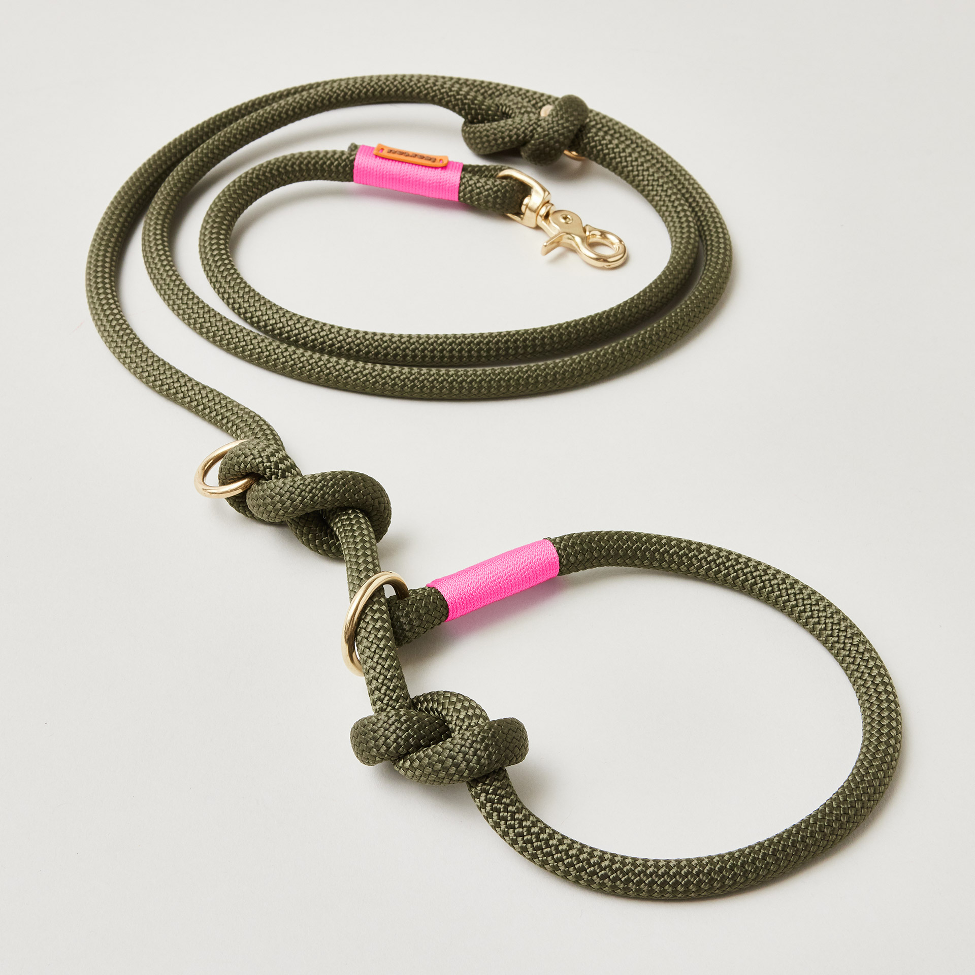 Retrieverleine aus Tau Olive Grove Neonpink, Halsung mit integrierter Leine, goldene Messingkarabiner, 2-fach längenverstellbar