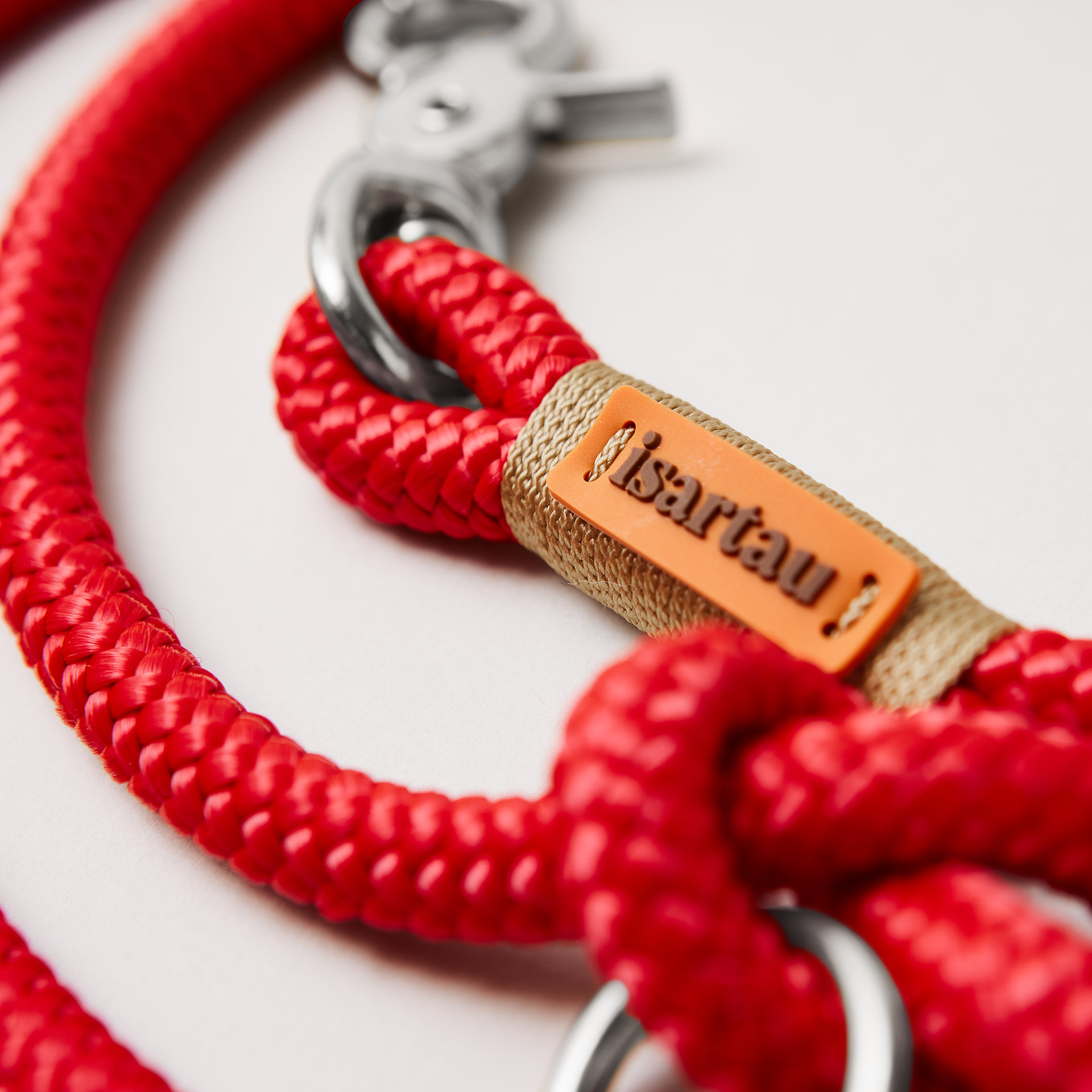 Detail Hundeleine Red Fairy GOLD, isartau Logo