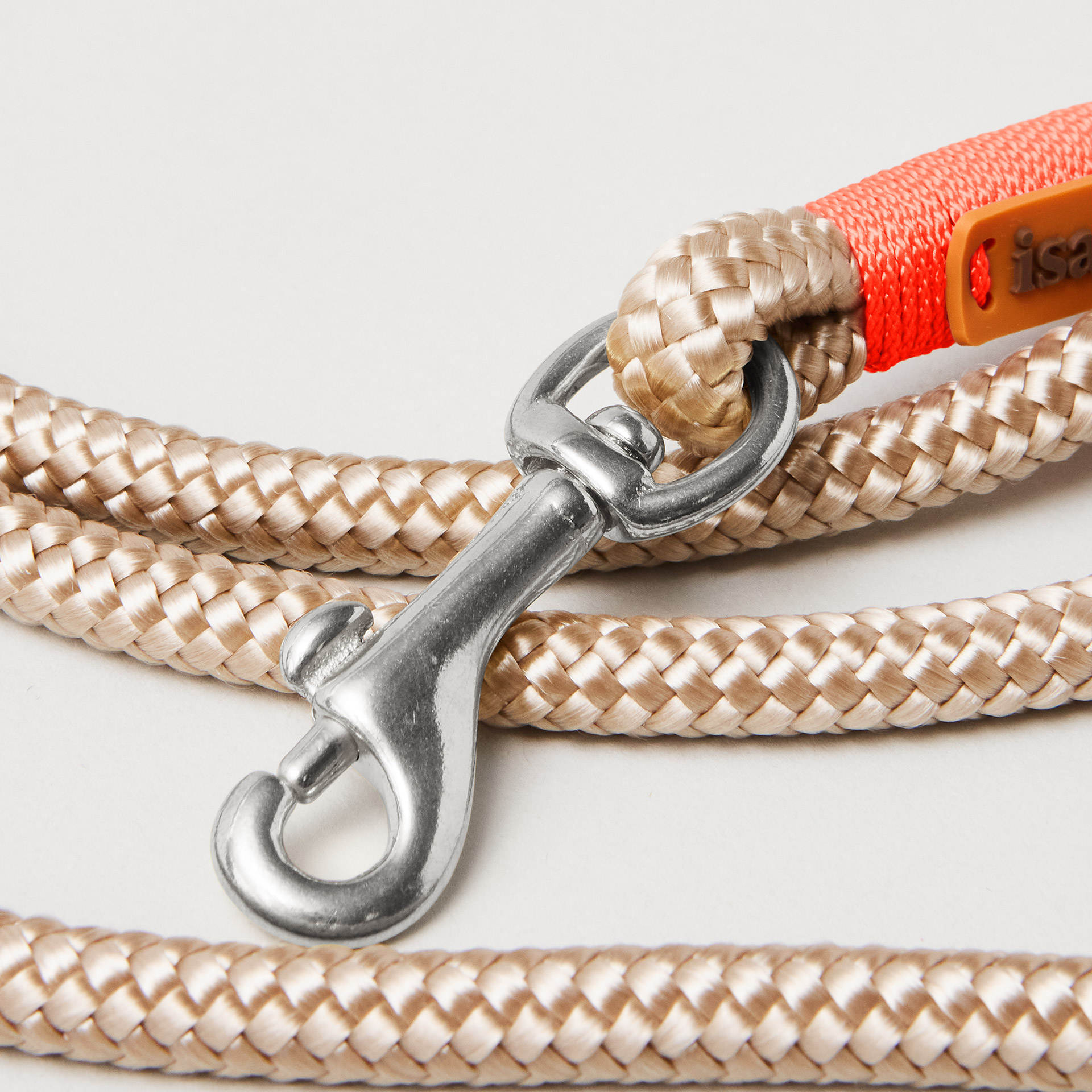 Mini Bolzenkarabiner siberfarben an schmaler Tauleine Wood Owl Neonorange