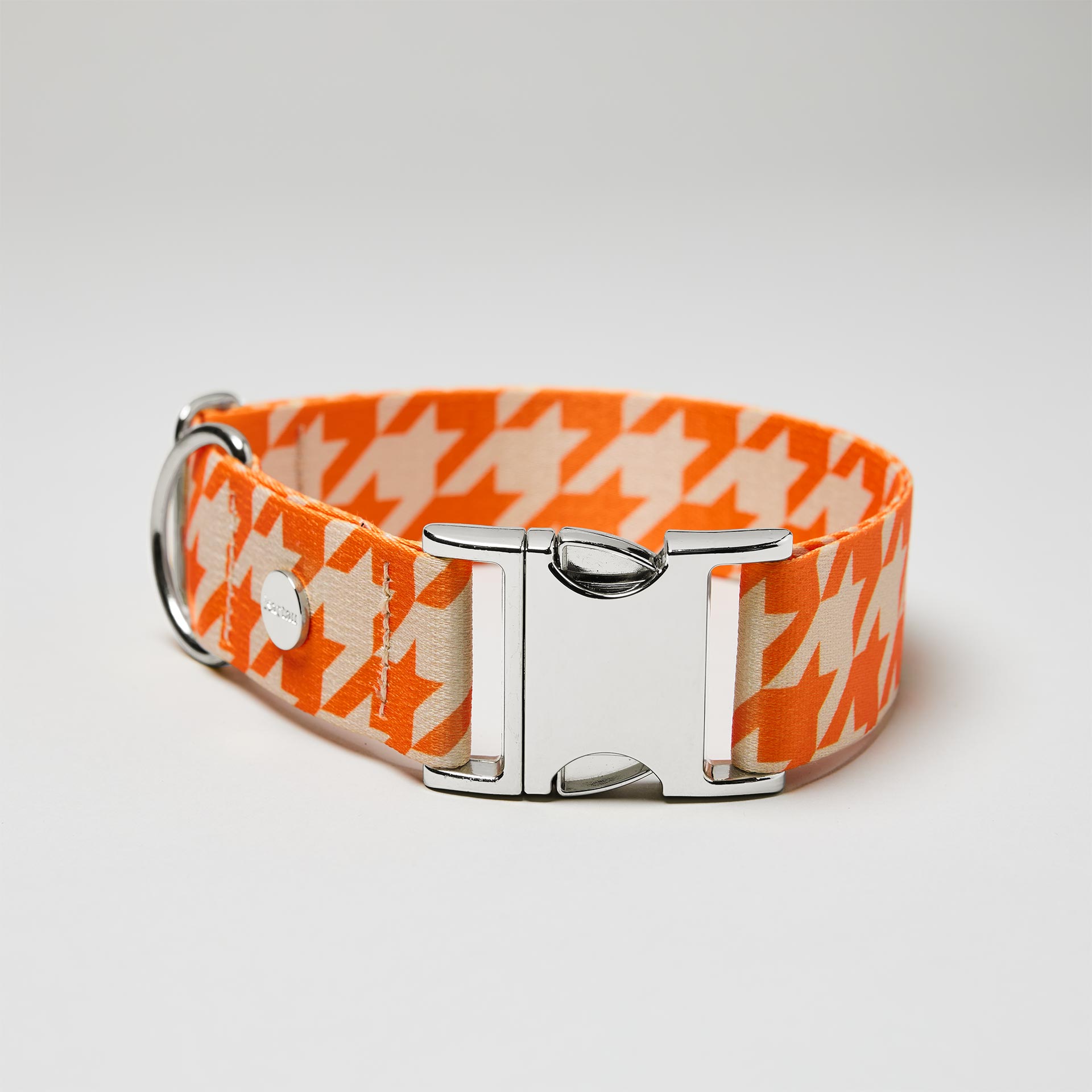 Verstellbares Designerhalsband Wandler, silberfarbene Schließe, Muster Hahnentritt, Beige Orange